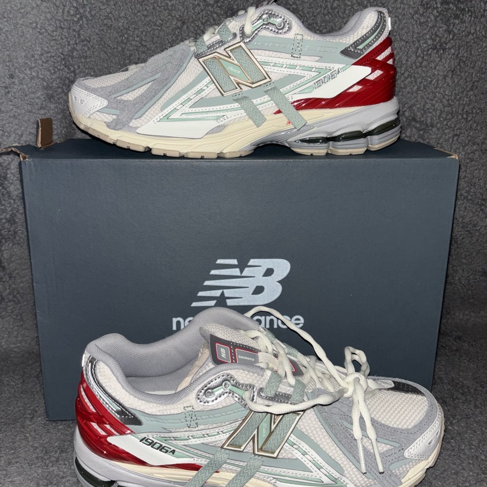 New Balance 1906AV1 White Grey Unisex Lifestyle